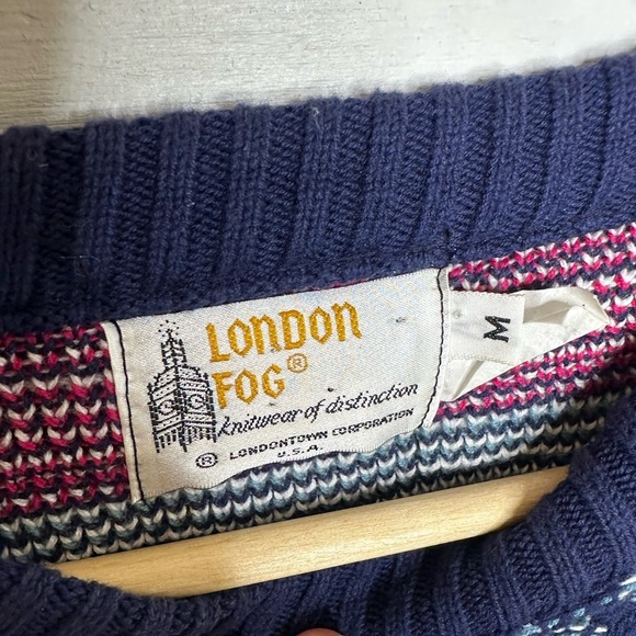 Vintage London Fog Sweater – Made in USA – Size M – Bold Geometric Knit - Picture 3 of 5